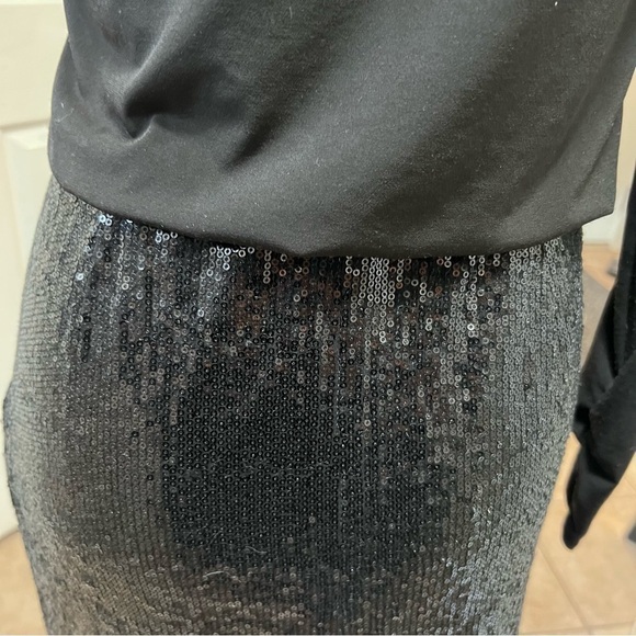 Laundry by Shelli Segal One Shoulder Sequin Dress Size 4 - Picture 6 of 11